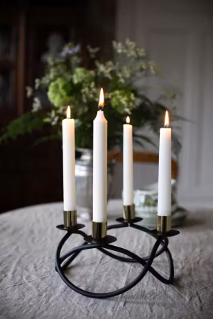Asta Ljusstake svart smide rund 4 antikljus dia 23 cm