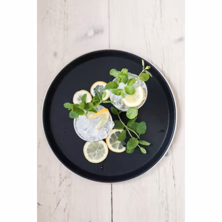 Sigrid Serveringsbricka rund svart antislip 35,5 cm