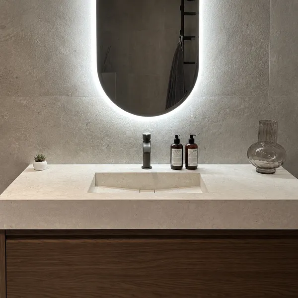 DEKTON Nebbia – Ljusbeige ton
