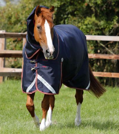 Premier Equine Titan Trio 4-in-1 Utedekken med Snug-Fit Hals
