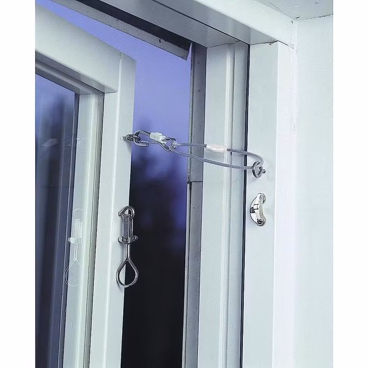 Fönstervajer - typgodkänt fönsterlås monterat i fönster