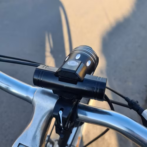 Pyörän valot LED Eteen/Taakse Ladattava