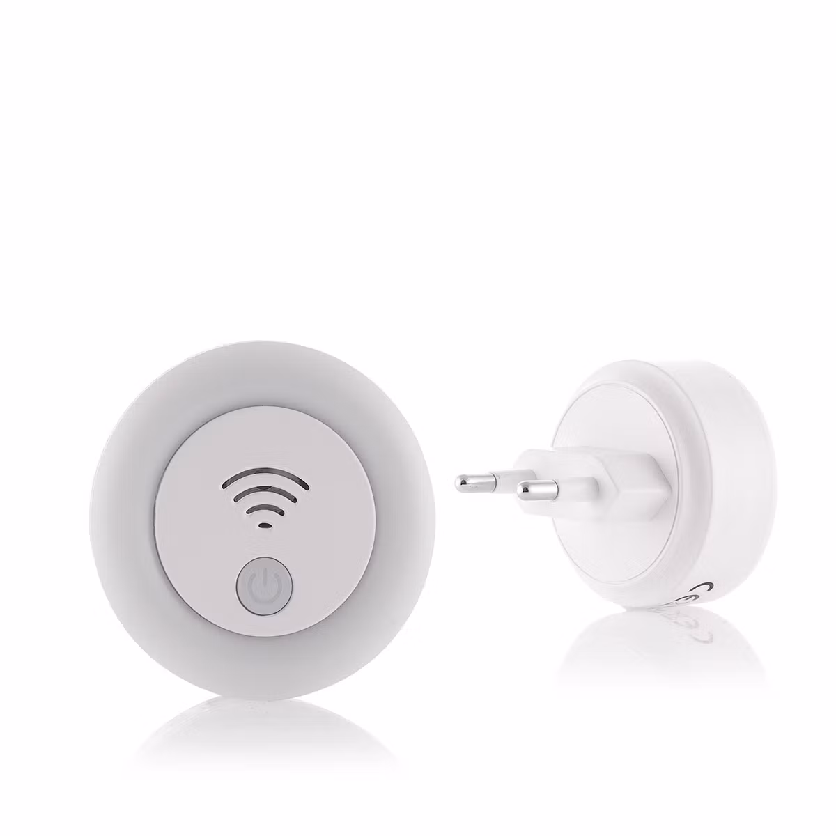 Yövalo hyönteiskarkottimella