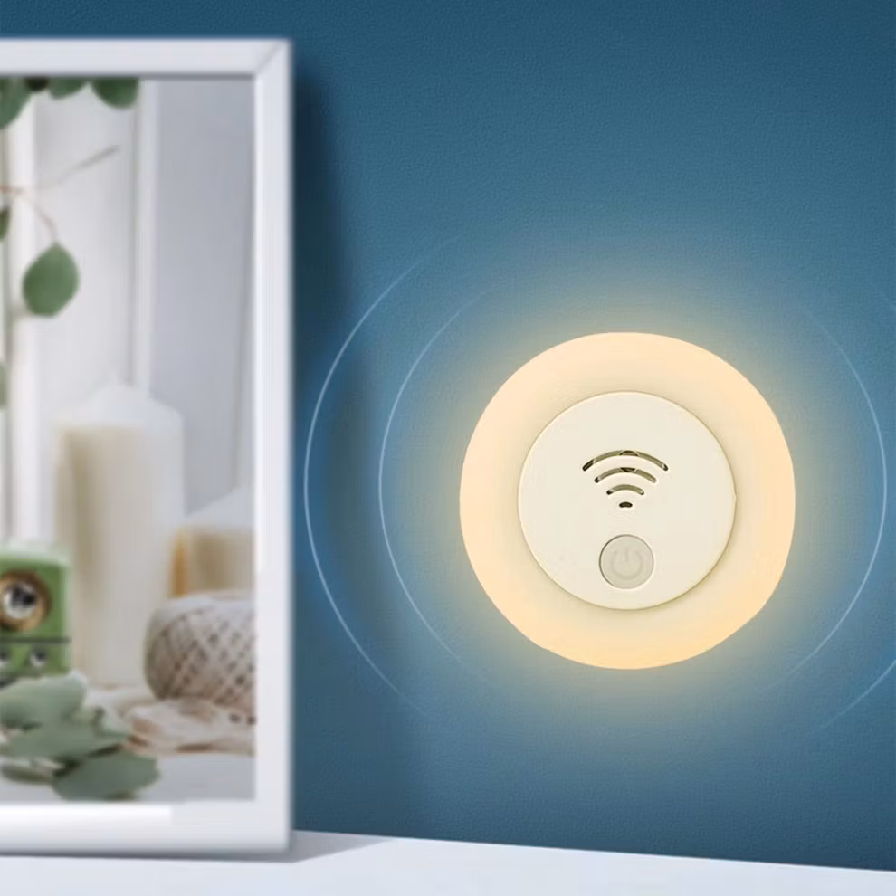 Yövalo hyönteiskarkottimella