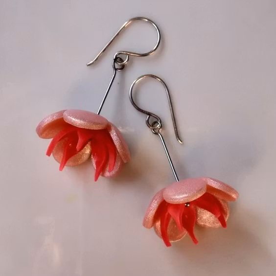 Örhängen - blommor på pinnar