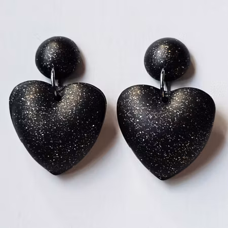Örhängen med hjärtan