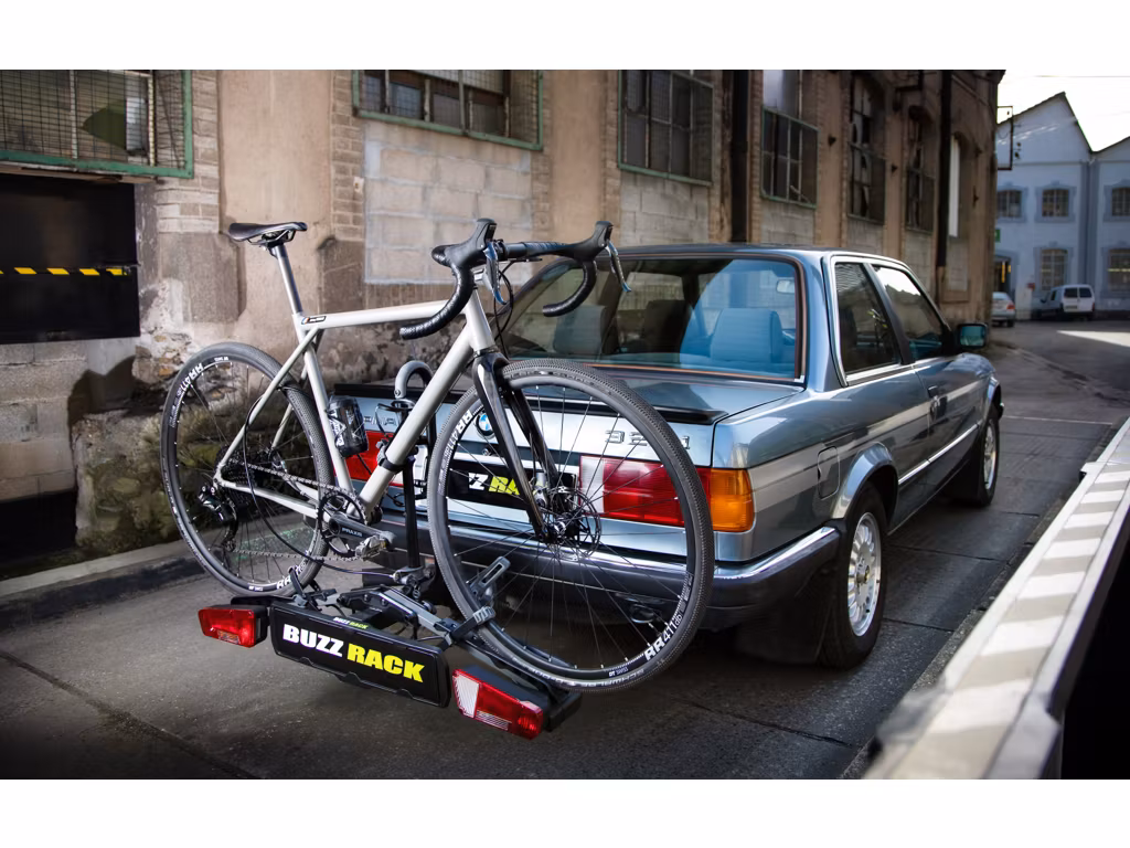 Cykelhållare för dragkrok, vikbar - BuzzRack Eazzy för 4 cyklar