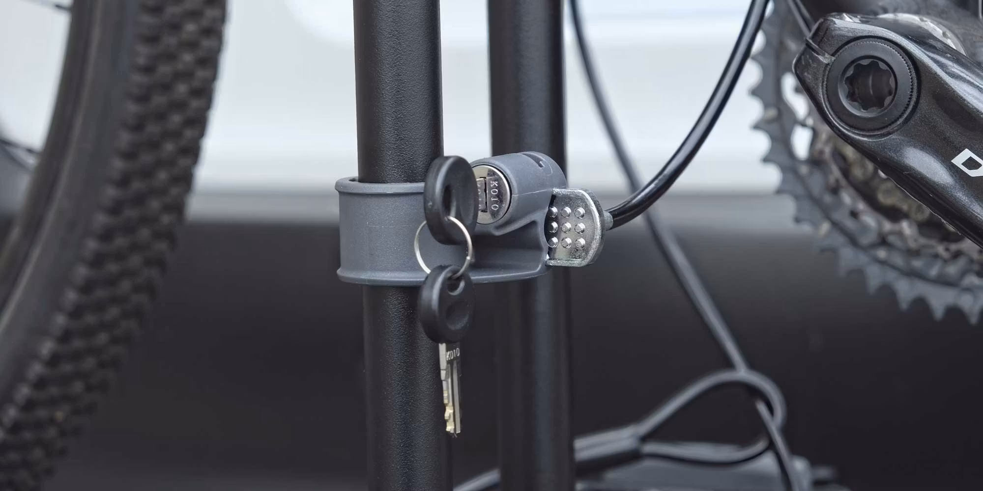 Cykelhållare för dragkrok, vikbar - BuzzRack Eazzy för 4 cyklar