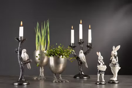 Hare Med Ägg Poly