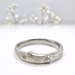 Misty Forest "Wave" Ring - 18K White Gold with Rhodium