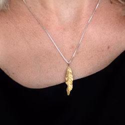 Necklace Thin Leaves - Gold