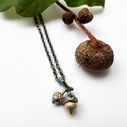 Halsband Seeds of Love Twin Acorn - Brons/Guld