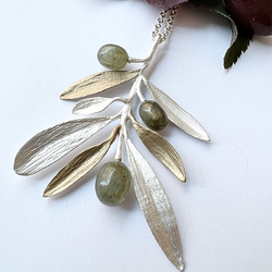 Halsband Zakynthos Olive - Silver