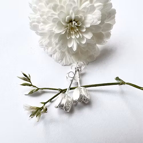 Örhängen Tiny Tulip - Silver