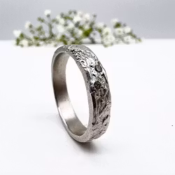 Misty Forest Twinkle Ring - 18K White Gold with Rhodium