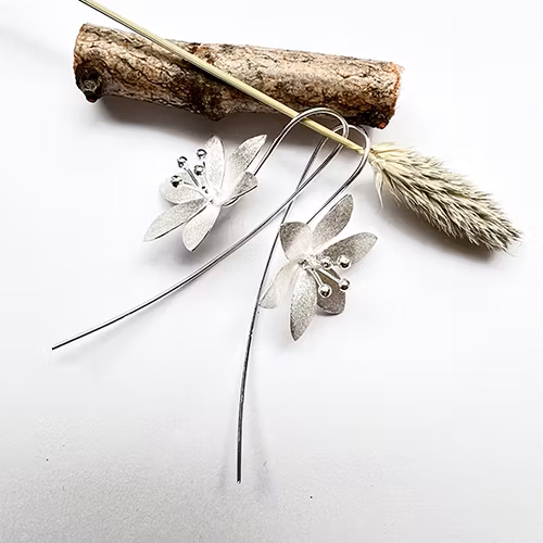 Earrings Sleek Flower - Silver