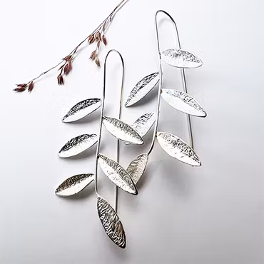 Örhängen Branche de Feuille - Silver
