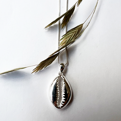 Halsband Shell of Sand - Silver