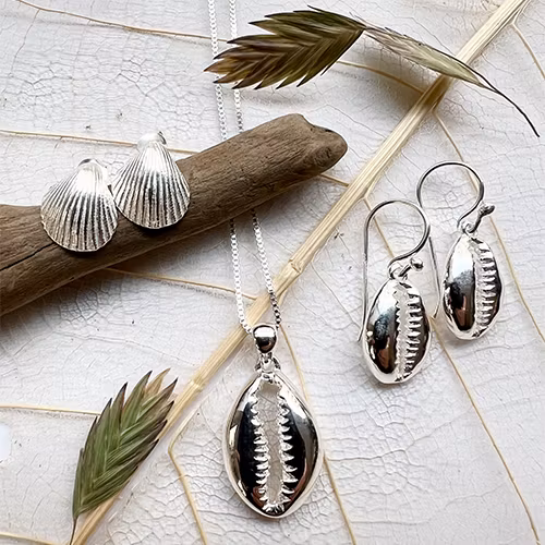 Halsband Shell of Sand - Silver