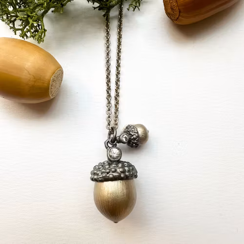Necklace Seeds of the Oak- Gold/Bronze