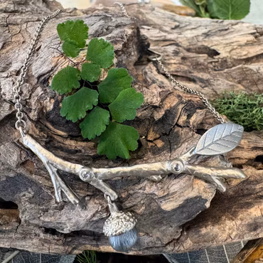 Necklace Branch of Oak - Gold/Bronze
