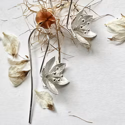 Earrings Botanisk Tulpan - Silver
