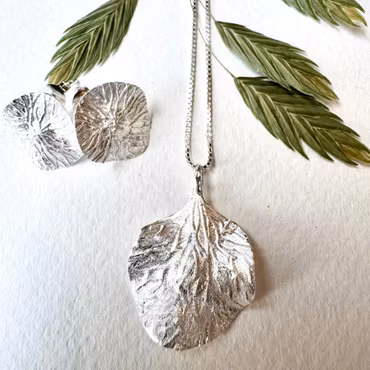 Örhängen Pilea - Silver