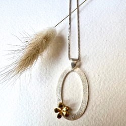 Halsband Flower Oval - Silver/Guld