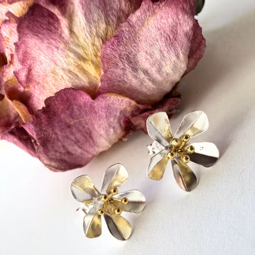 Örhängen Vårstjärna - Silver/Guld