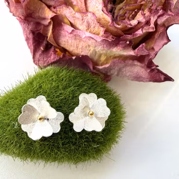 Örhänge Anthurium - Silver/Guld