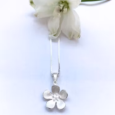 Halsband Dasiphora - Silver