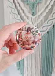 Hekledame, button