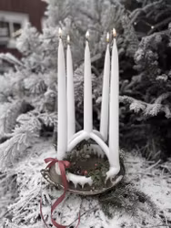 DECEMBER onsdag 10/12 Stöp dina egna ljus. Kvällstid 16-20