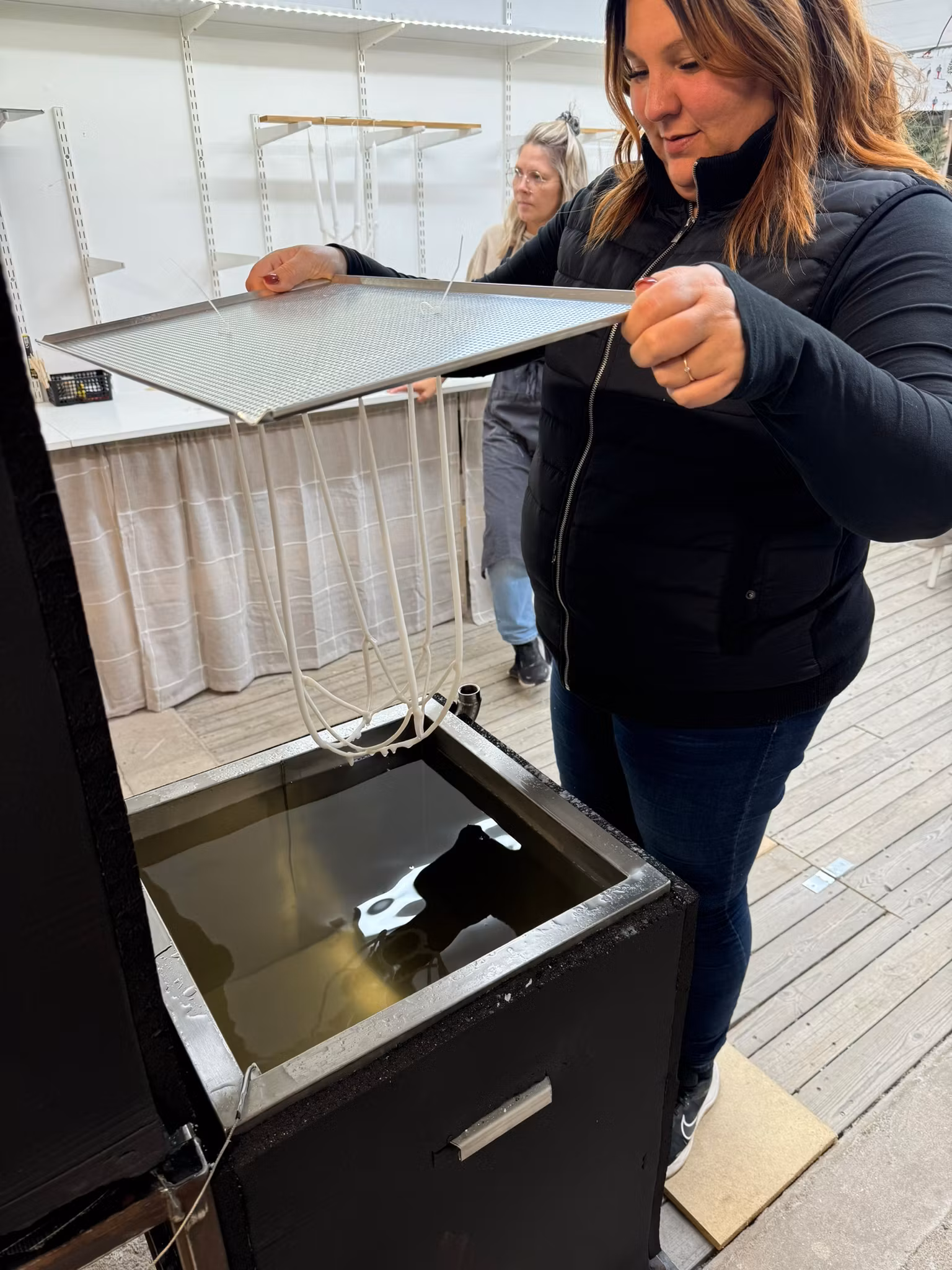 DECEMBER lördag 20/12 Stöp dina egna ljus. Dagtid 10-14