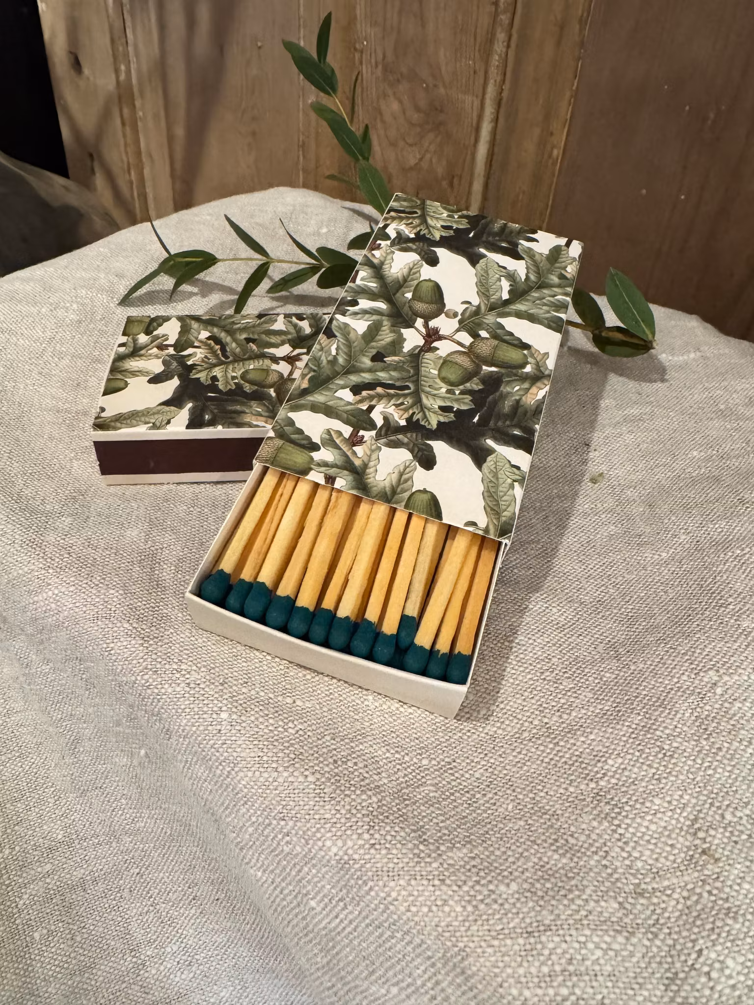 Tändstickor med ekollon