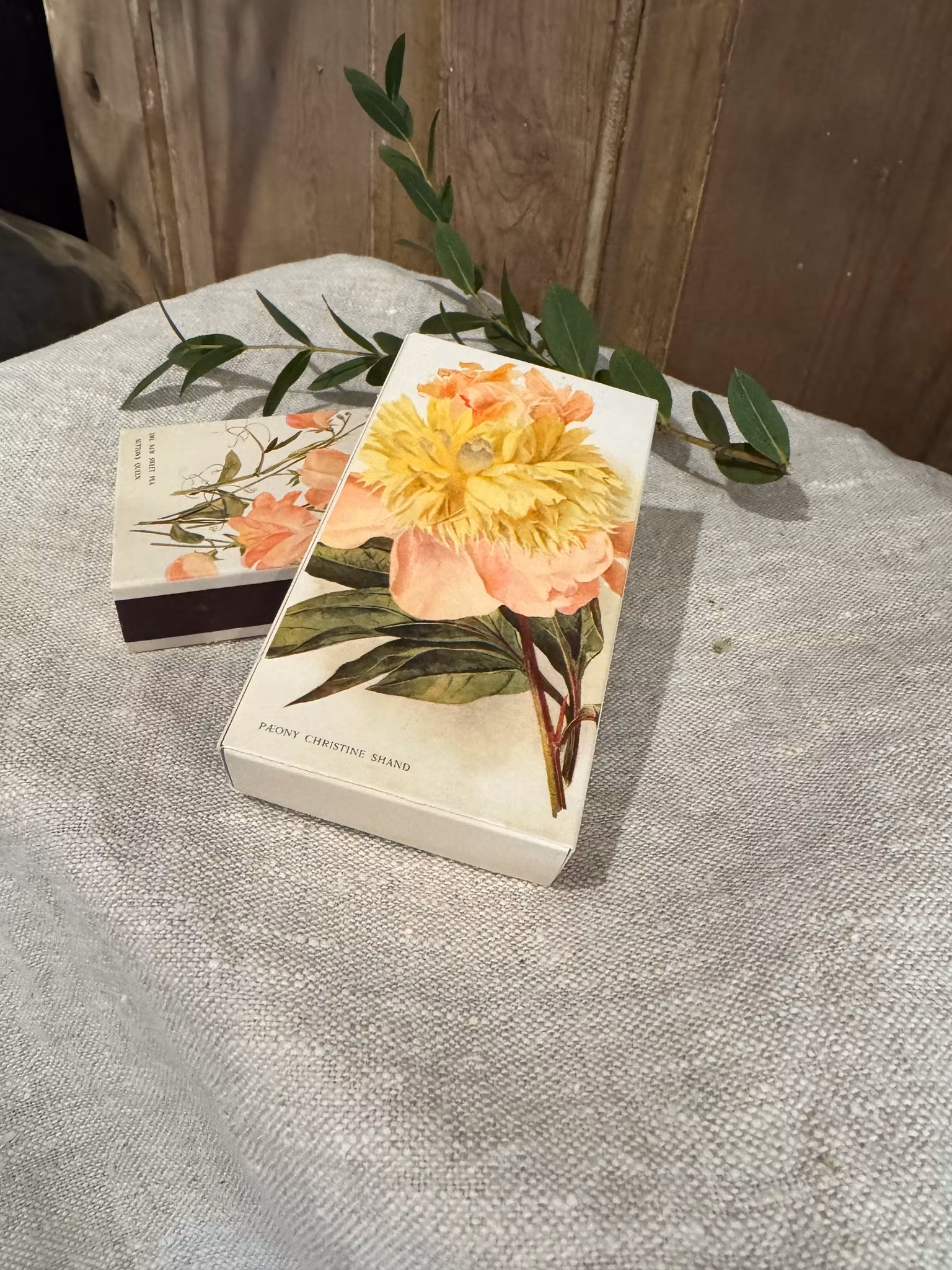 Tändstickor med pion