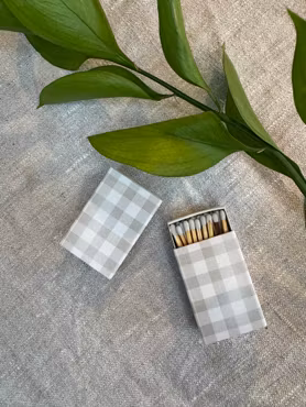 Tändstickor grå rutig liten