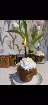 Födelsedagsljus bee