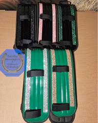 Selunderlägg med större glitter till ponny