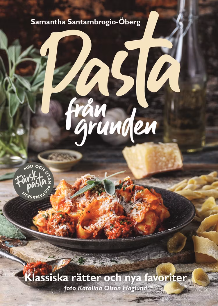 Pasta från grunden  - finns i Rutströms bokhandel