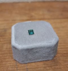 Grön carréslipad Turmalin 4,8x4,8x2,5mm