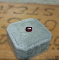 Purpurrosa rhodoIit granat kuddslipad 6,9×5,2mm