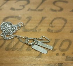 Litet namnhalsband