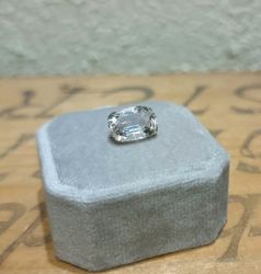 Morganit kuddslipad lätt champagnefärgad 8,5x12,2mm