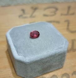 Turmalin ceriserosa 8,0x6,1mm