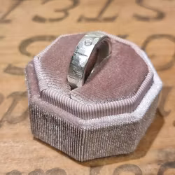 Små kubik zirkoner 2,5mm