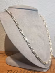 Halsband Virtus grov kedja