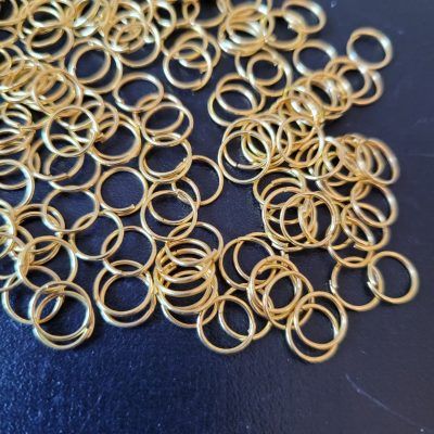Bindringar guldig 4mm 50stk