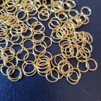 Bindringar guldig 4mm 50stk