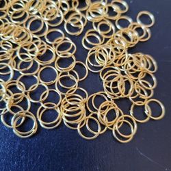 Bindringar guldig 4mm 50stk